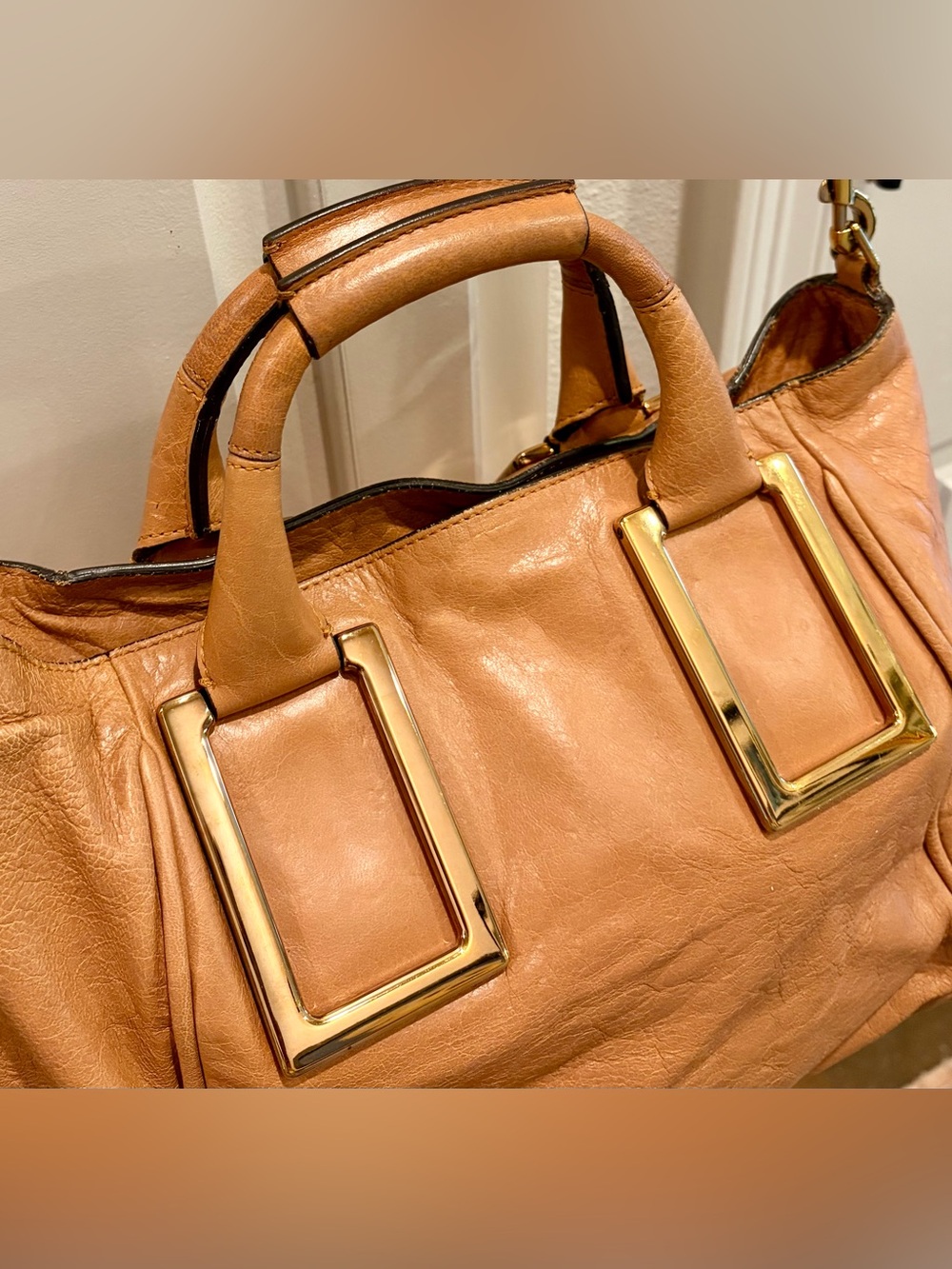 EUC!! CHLOÉ ETHEL Tan
Leather Satchel/Crossbody with Gold Hardware (Vintage) - Picture 5 of 16